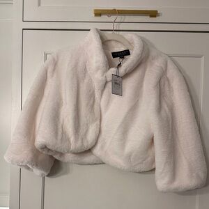 LAUNDRY Cream Faux Fur Jacket
